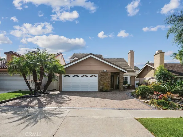 23502 White Dove Dr, Lake Forest, CA 92630
