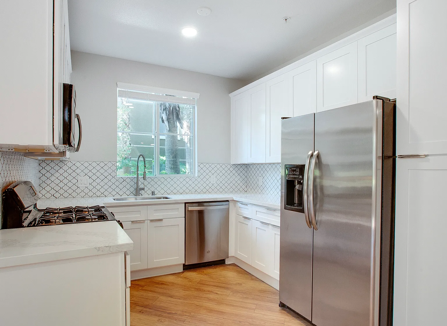 5550 W 6th St — Photo 1