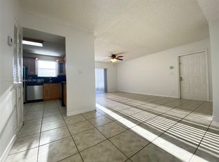 11232 SW 12th St APT 202, Hollywood, FL 33025