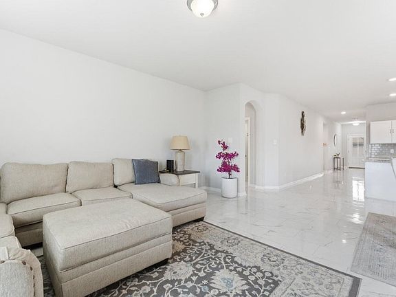3rd image of 2222 S Lake Michele Cir