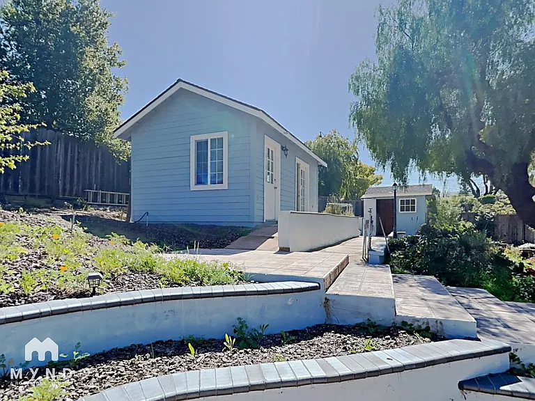 10924 Barranca Dr — Photo 36