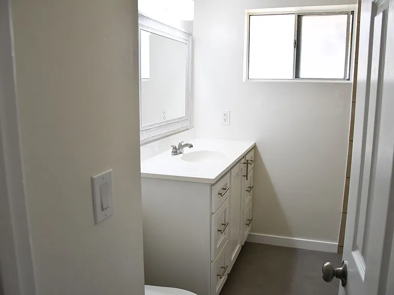 12071 Laguna St — Photo 18