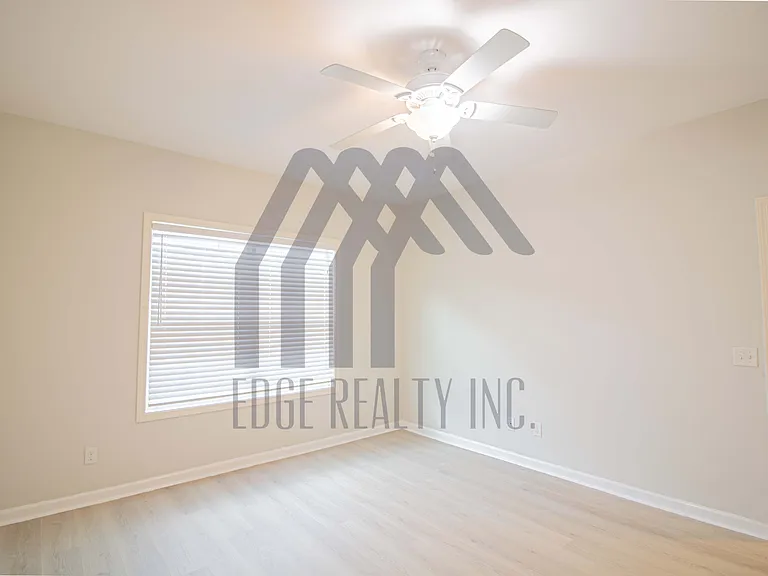 400 Tibet Ave #21 — Photo 4
