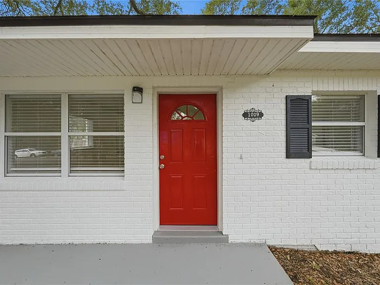 1009 Nebraska St — Photo 23
