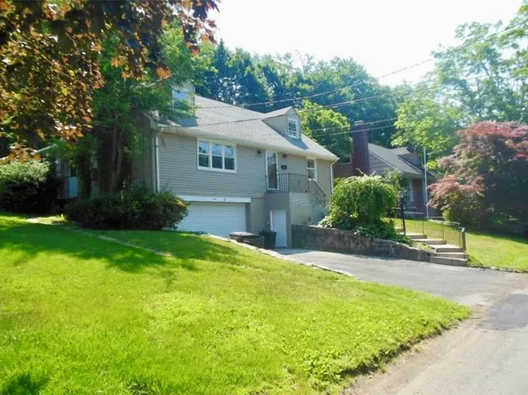 34 Durham Road, White Plains, NY 10607