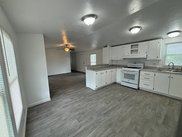 4120 S Frank Dr #2 — Photo 4