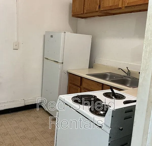 11 N Normal St #3 — Photo 5