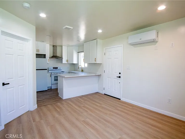 2508 W Picadilly Way #B — Photo 3