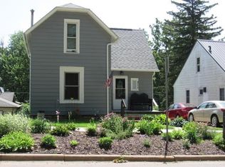 311 N Huber St, Anamosa, IA 52205