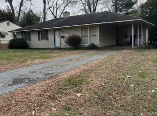 2615 Englehardt St, Charlotte, NC 28216
