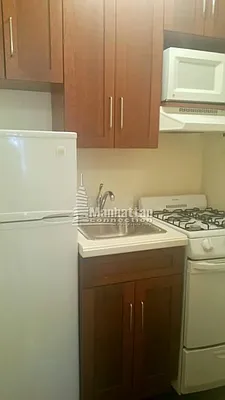 Rented by Manhattan Connection | media 10