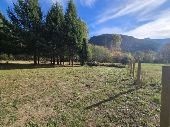 227 Stover Road, Randle, WA 98377