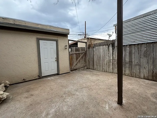 6631 Spring Hurst St — Photo 43
