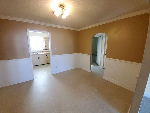 4th image of 4610 Bruce Ave