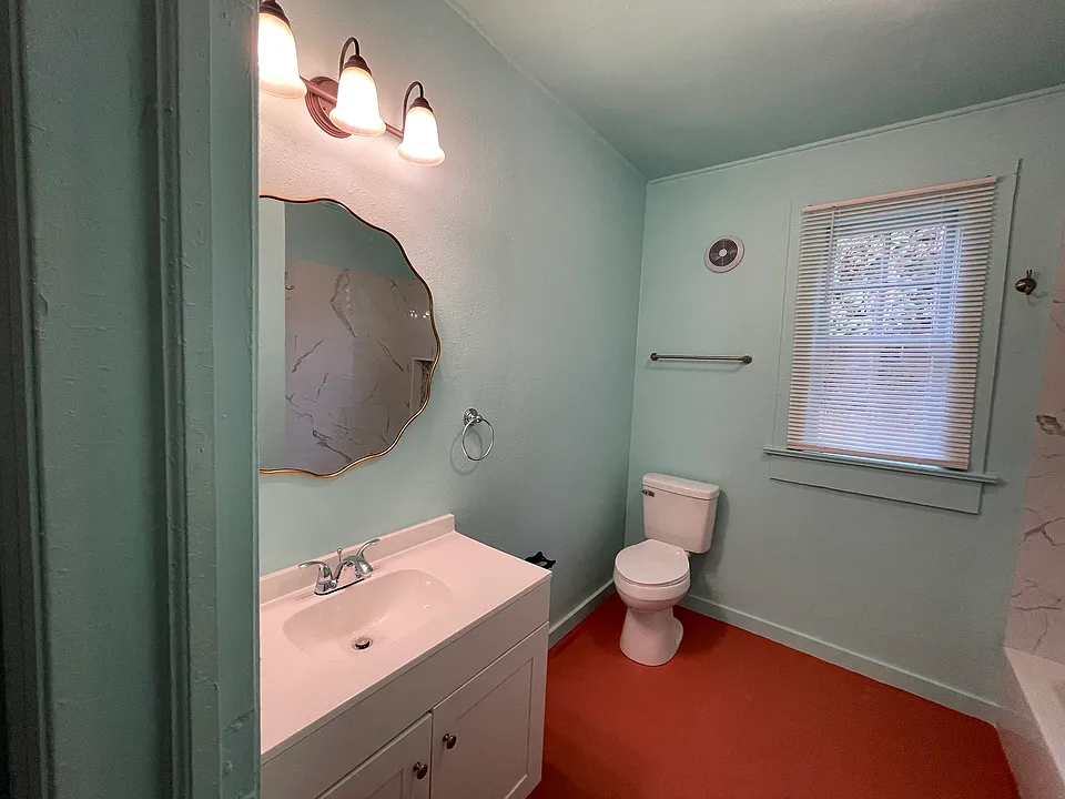 303 Lucky St