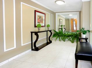 40 Park Road, Toronto, ON M4W 2N4