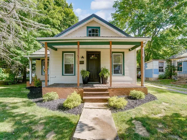 122 E Walnut St, Cardington, OH 43315