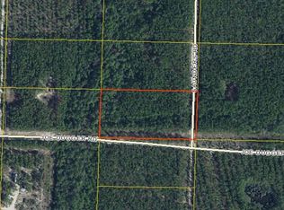 15 Saunders Rd, Freeport, FL 32439