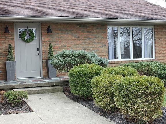5th image of 1350 N 10th St