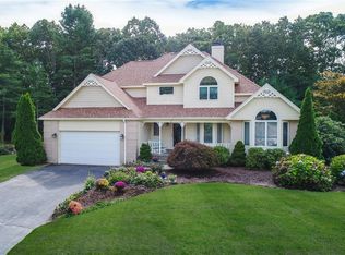 17 Sugar Maple Dr, Coventry, RI 02816