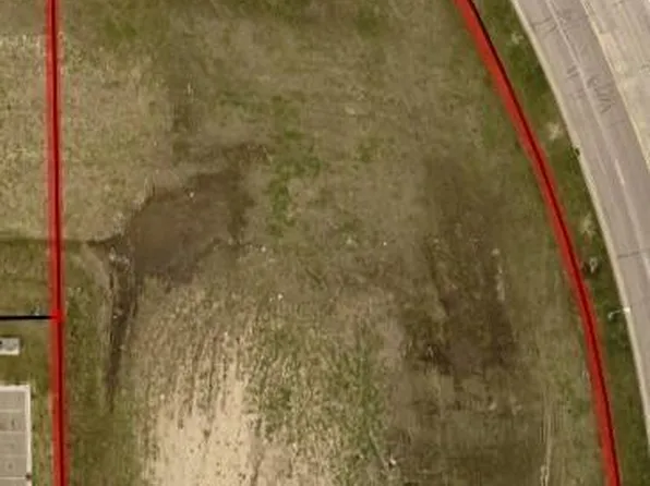 Willow Creek Dr, Watertown, SD 57201