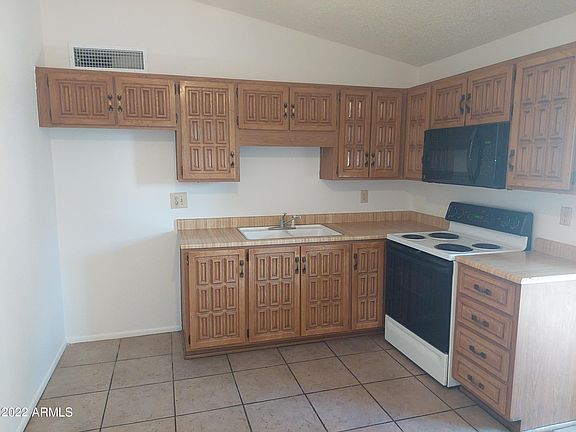 2nd image of 3646 N 69th Ave Unit 21