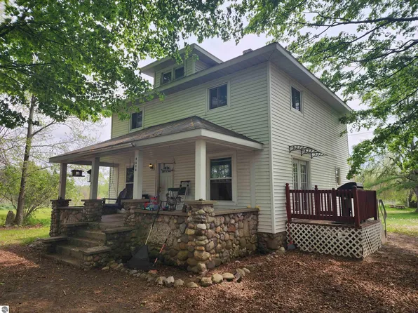 9530 W Denver Rd, Lake, MI 48632