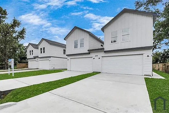 4713 Talina Way #B — Photo 23
