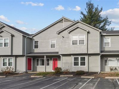 10 East St APT 311, Cranston, RI, 02920