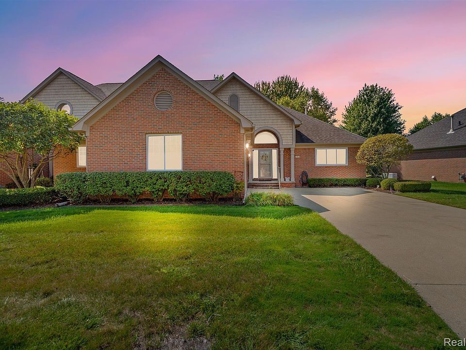 1st image of 33838 Au Sable Dr