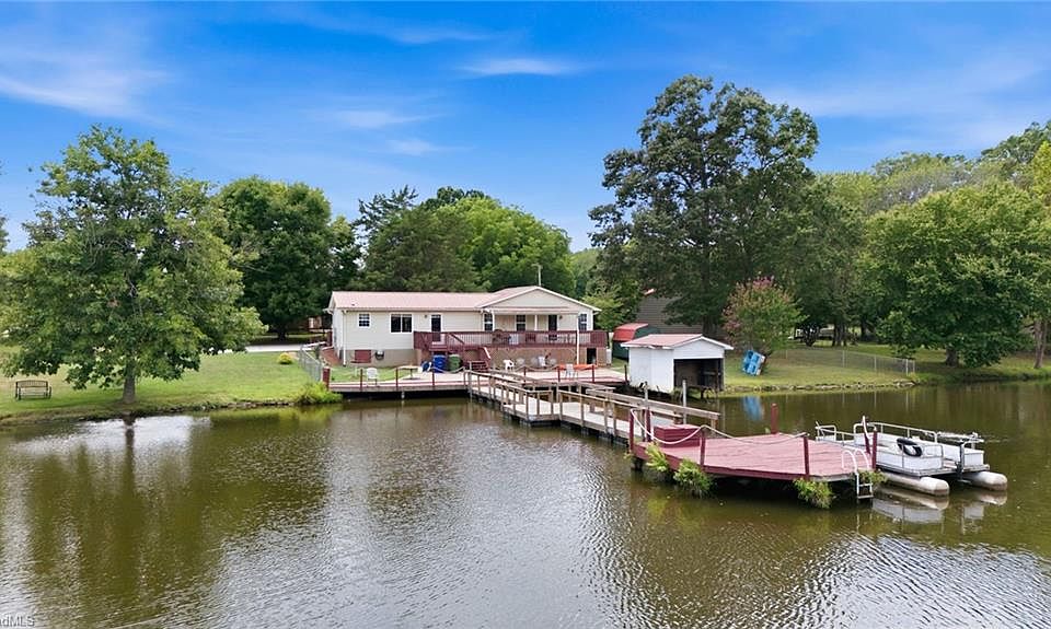 1st image of 456 Swearing Creek Dr