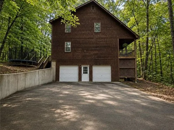 180 Hale Mountain Ct, Hiram, GA 30141