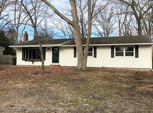 3 Quiver Ct, Toms River, NJ 08753