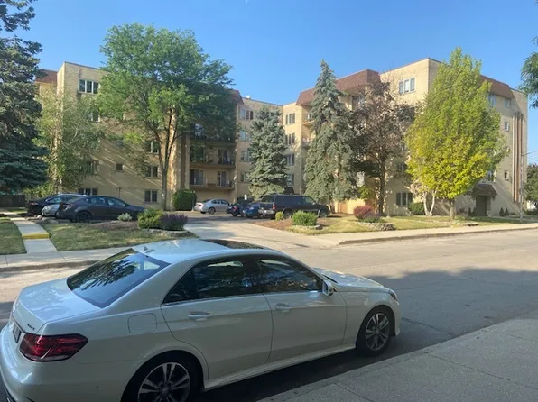6455 W Belle Plaine Ave APT 509, Chicago, IL 60634