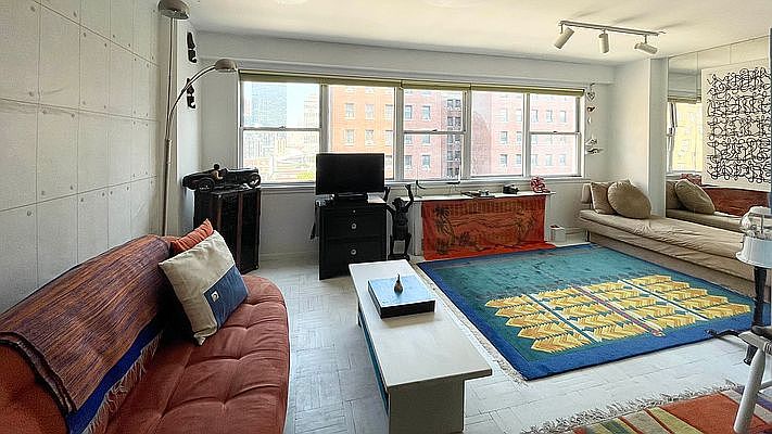 1st image of 430 W 34th St APT 11F