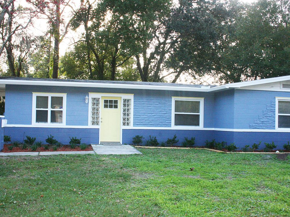 1st image of 3932 Abby Ln