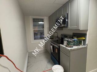 639 E Locust St APT 2, Scranton, PA 18505