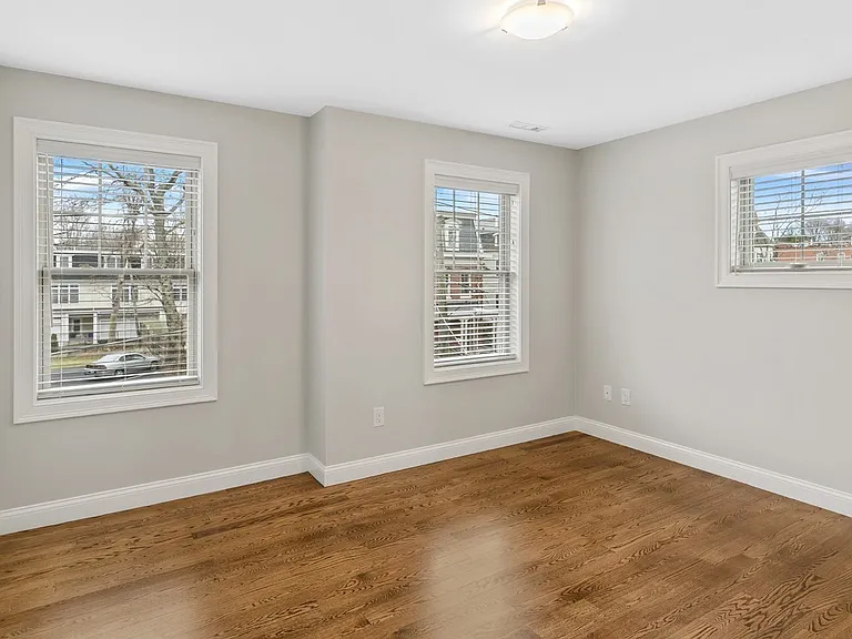 38 Millmont St #38 — Photo 8