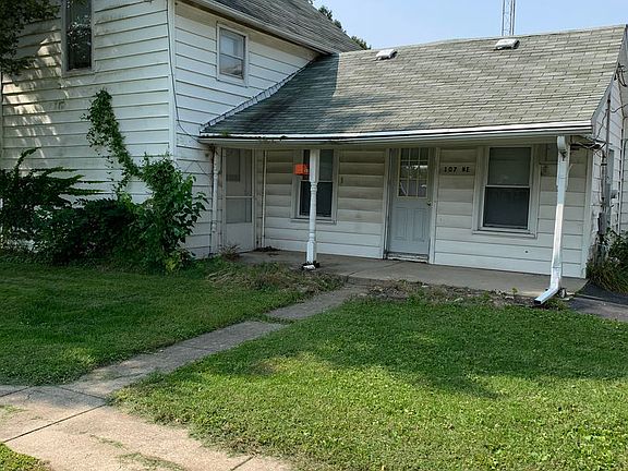2nd image of 107 N East St