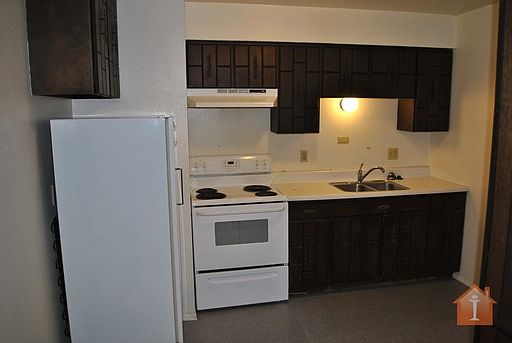 4th image of 611 N Monterey Ave APT E7