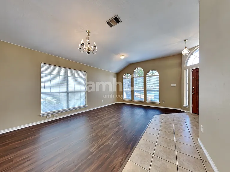 8820 Sunset Trace Dr — Photo 9