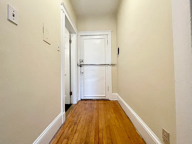 1269 Commonwealth Ave #4 — Photo 11