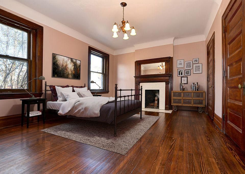 Bedroom #1