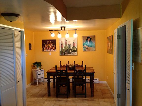 kitchen dinning area