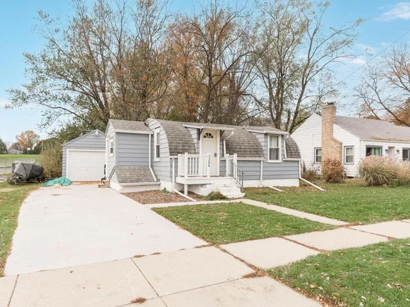 1208 Center STREET, Watertown, WI 53098