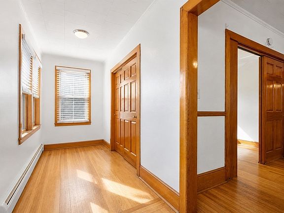 2nd image of 745 Park Ave
