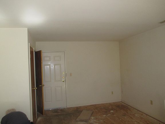 5th image of 361 Franklin St APT 25