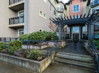 15730 116th Ave NE #205, Bothell, WA 98011