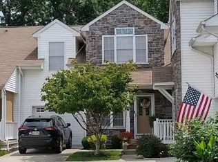 4 Charles Cir, Delanco, NJ 08075