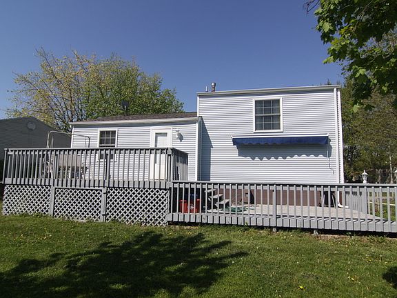 2nd image of 103 Walden Farm Cir